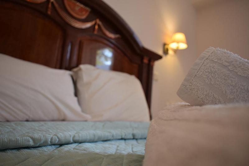 Marzi Beach And Bungalows Hotel Kokóni Kültér fotó
