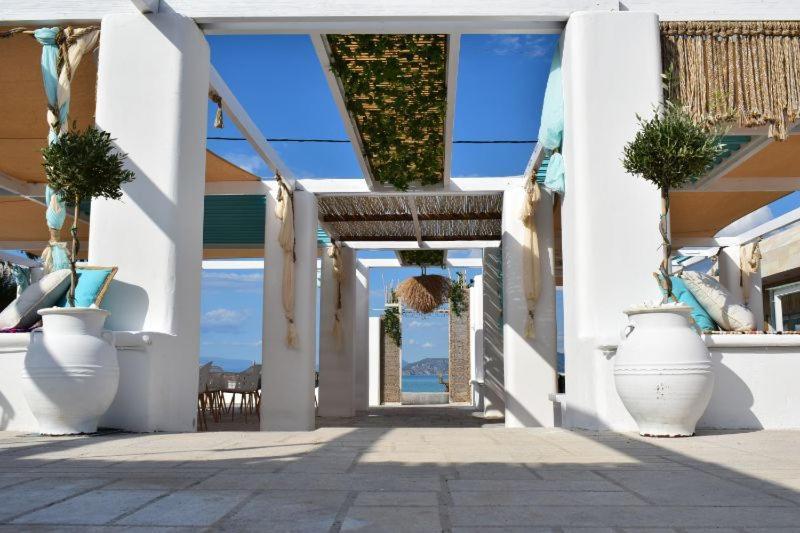 Marzi Beach And Bungalows Hotel Kokóni Kültér fotó