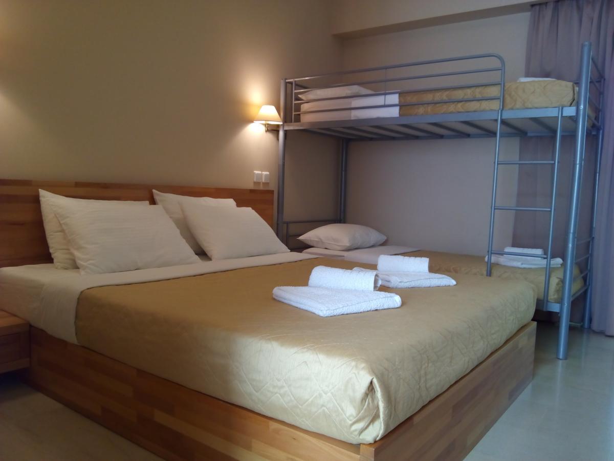 Marzi Beach And Bungalows Hotel Kokóni Kültér fotó