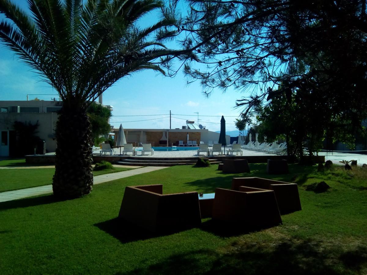 Marzi Beach And Bungalows Hotel Kokóni Kültér fotó